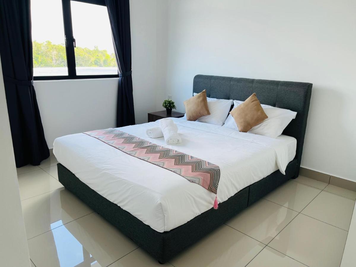Johor By Glex Holiday home *